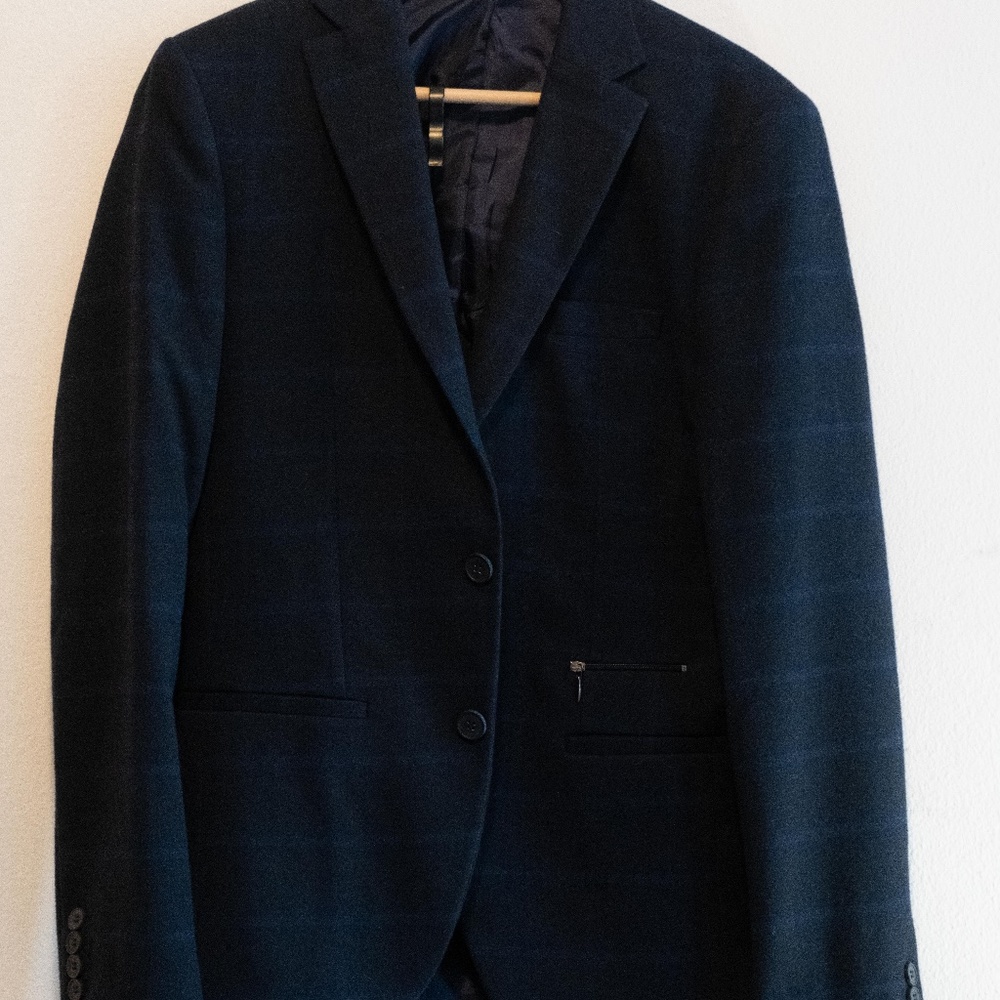 Bolongaro Trevor Blazer sizer 38 - Navy with Light Windowpane Pattern
